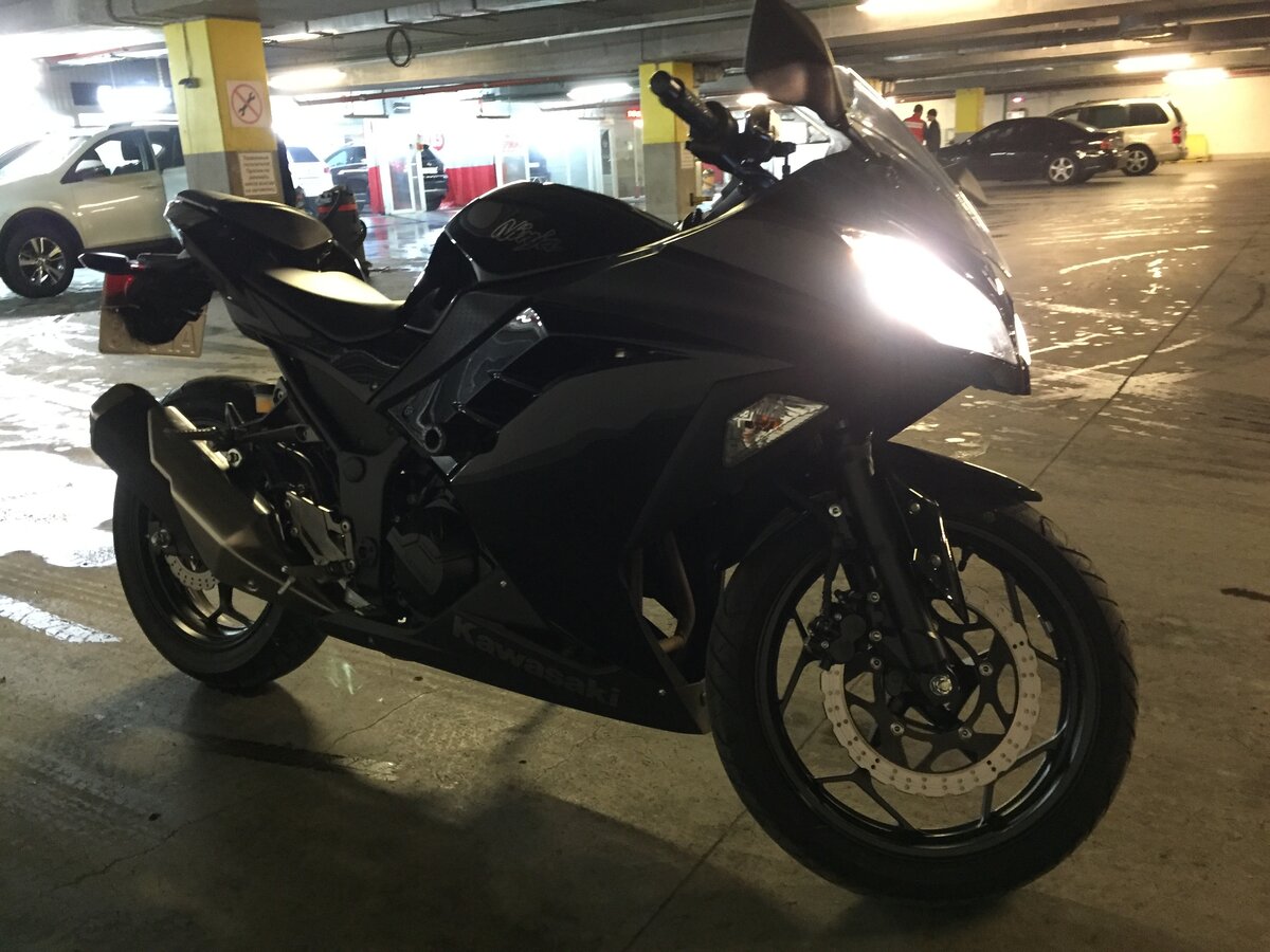 Кавасаки 300 черный