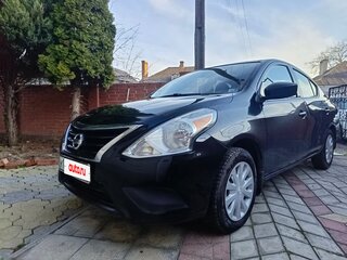 2016 Nissan Versa II Рестайлинг, чёрный, 850000 рублей, вид 1