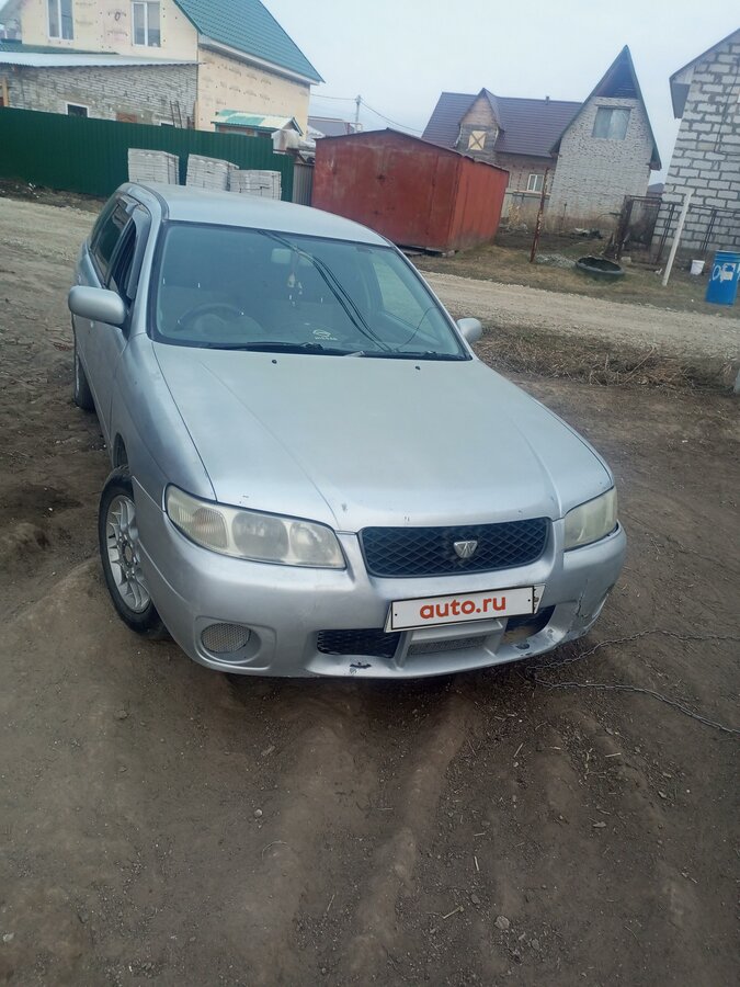 Ниссан авенир 2000 года