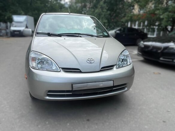 2001 Toyota Prius I Рестайлинг (XW10), золотистый, 750000 рублей - вид 1