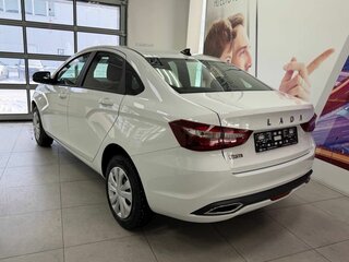 2026 Lada (ВАЗ) Vesta I Рестайлинг (NG), белый, 1741382 рублей, вид 4