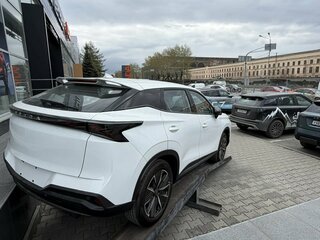 2026 Omoda C5 I Рестайлинг, белый, 2729000 рублей, вид 3