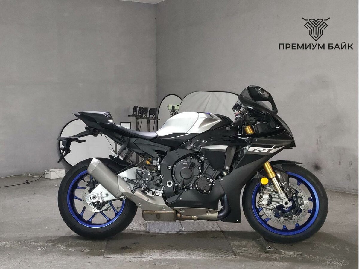 Yamaha YZF-R1