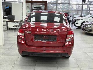 2025 Lada (ВАЗ) Granta I Рестайлинг, красный, 1230000 рублей, вид 5