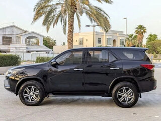 2023 Toyota Fortuner II Рестайлинг, чёрный, 3110000 рублей, вид 5