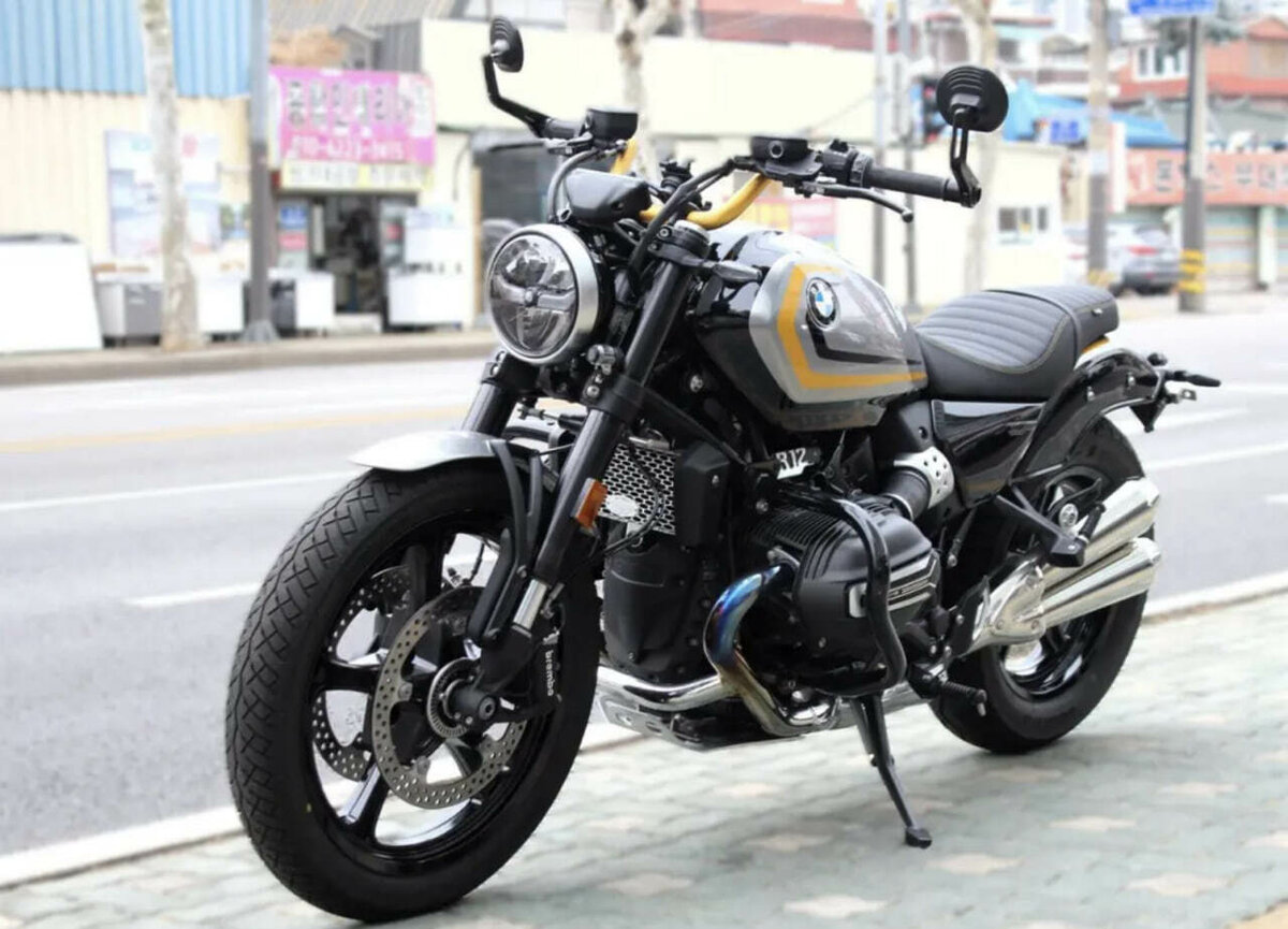 BMW R 12