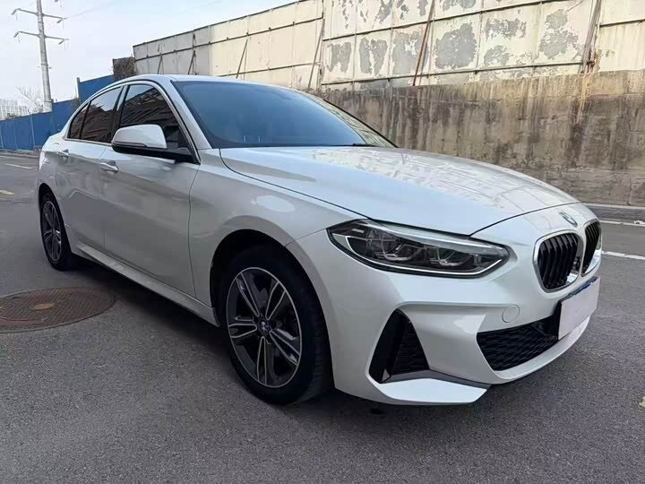 BMW 1 серии 120i III (F52) Рестайлинг