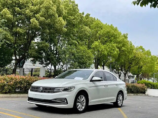2022 Volkswagen Bora IV, белый, 1100004 рублей, вид 1