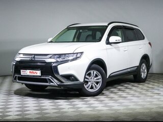 2019 Mitsubishi Outlander III Рестайлинг 3, белый, 1750000 рублей, вид 1