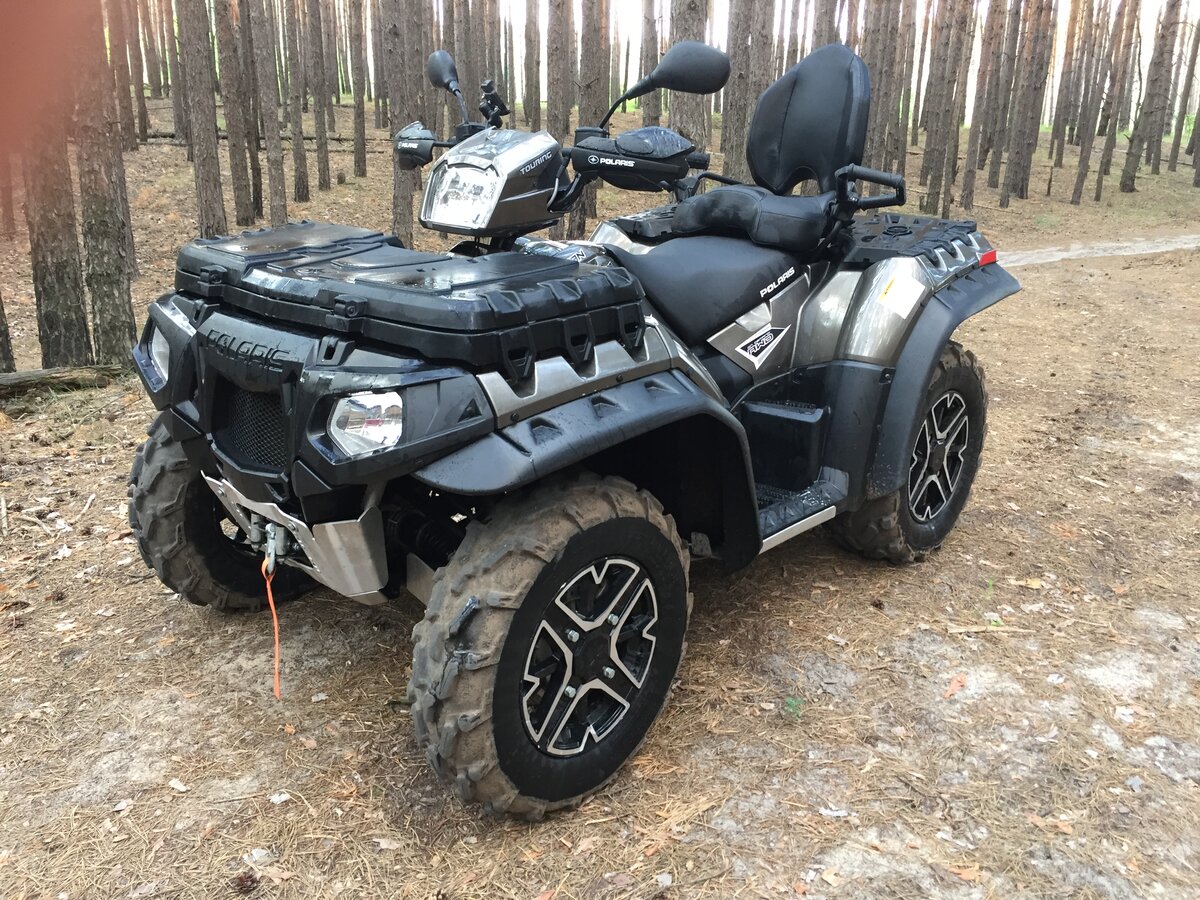 Polaris Sportsman Touring
