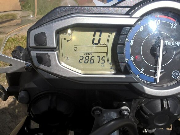 2011 Triumph Tiger 800, чёрный