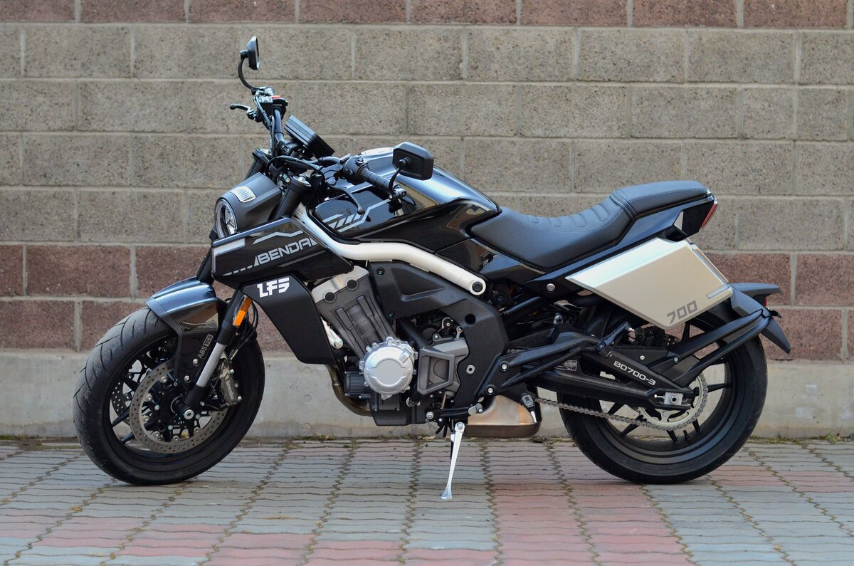 Benda LFS 700