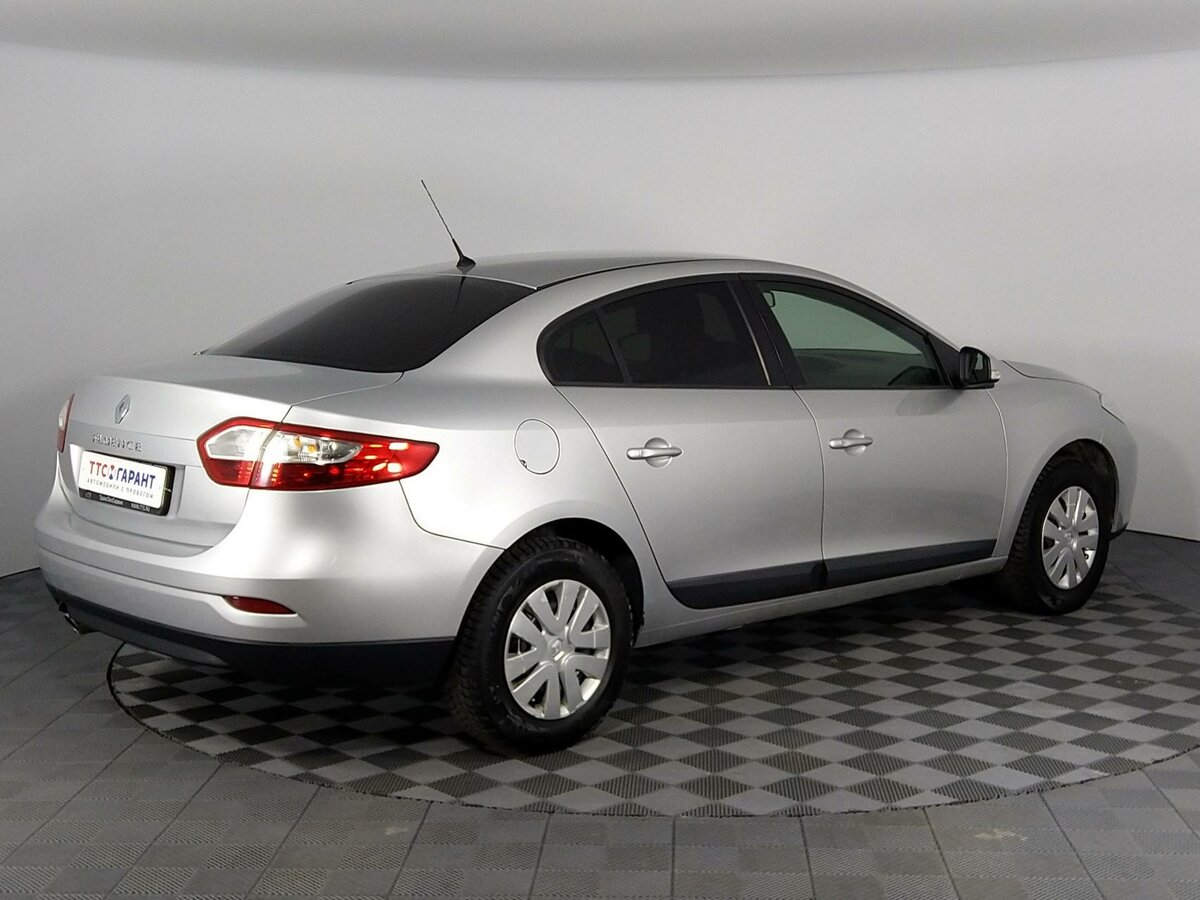 Renault fluence gta 5 фото 96