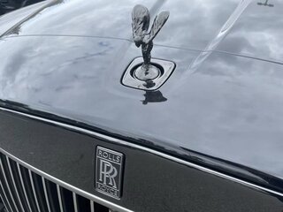 2025 Rolls-Royce Cullinan Black Badge I Рестайлинг (Series II), чёрный, 58997610 рублей, вид 5
