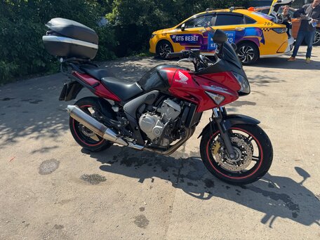 2012 Honda CBF 600, красный, 525000 рублей, вид 1