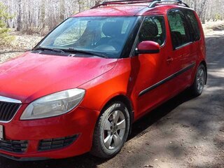 2012 Skoda Roomster I Рестайлинг, красный, 450000 рублей, вид 1