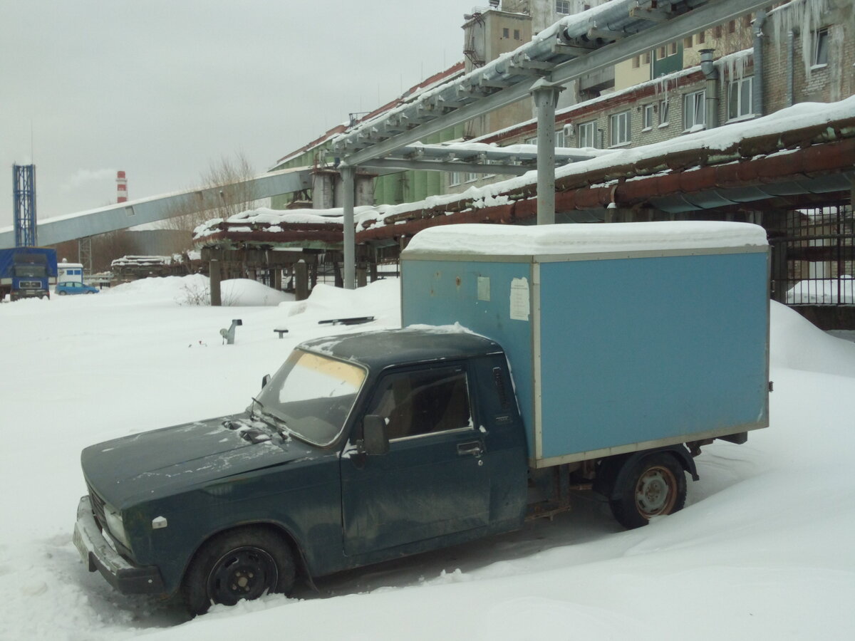 Будка на вис своими руками