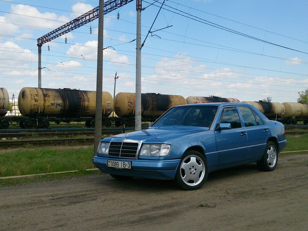 Мерседес 124 цвет Персей