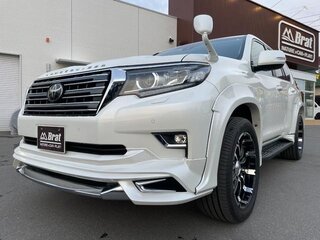 2021 Toyota Land Cruiser Prado 150 Series Рестайлинг 3, белый, 3790000 рублей, вид 1