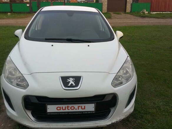 2012 Peugeot 308 I Рестайлинг, белый - вид 2