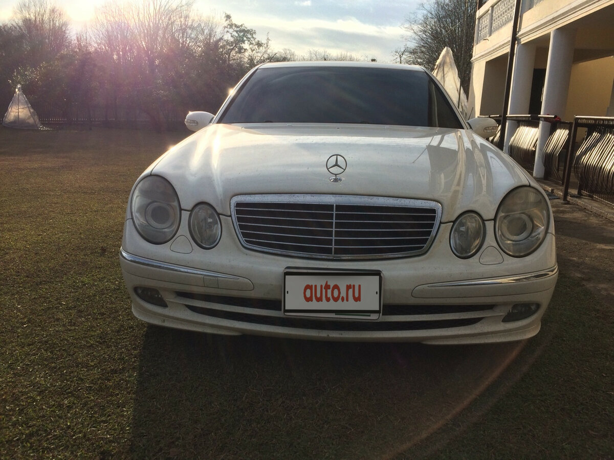 Mercedes w211 спереди