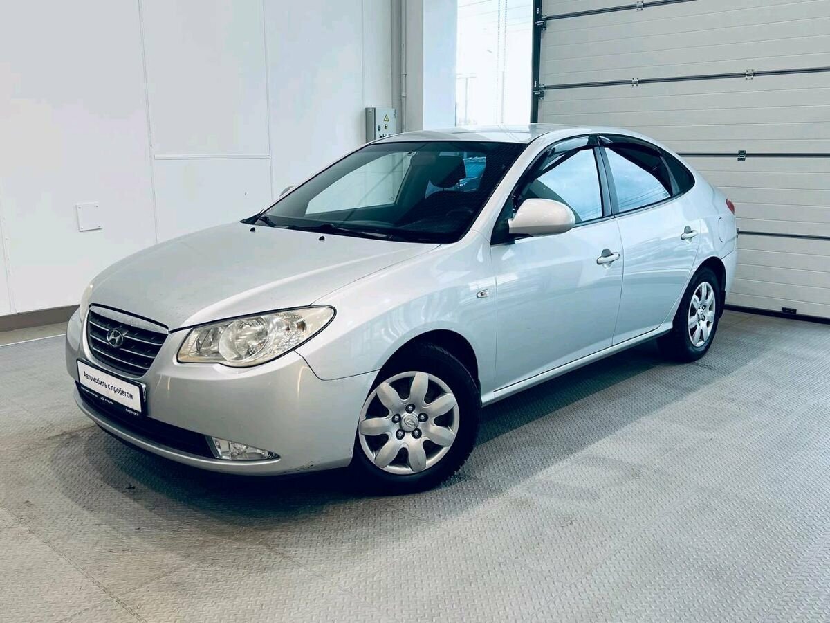 Купить б/у Hyundai Elantra IV (HD) 1.6 MT (122 л.с.) бензин механика в ...
