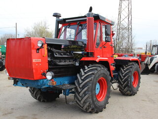 2023 ХТЗ Т-150К, пурпурный, 1800254 рублей, вид 1