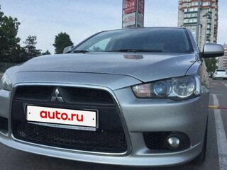 2012 Mitsubishi Lancer X Рестайлинг, серебристый, 850000 рублей, вид 1