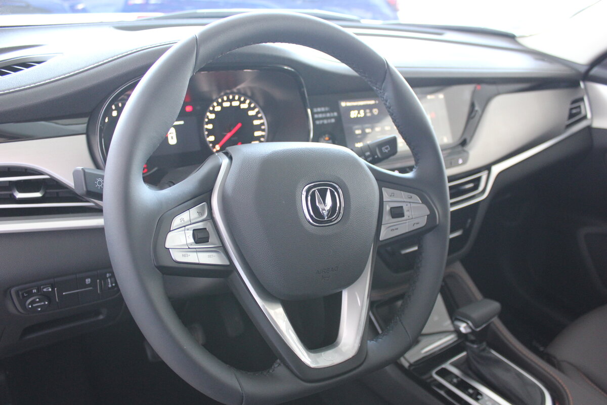 Как снять руль на чанган cs35 плюс Купить новый Changan CS35 2013-2022 1.6 AT (113 л.с.) бензин автомат в Москве: ч
