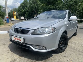 2015 Daewoo Gentra II, серебристый, 700000 рублей, вид 1