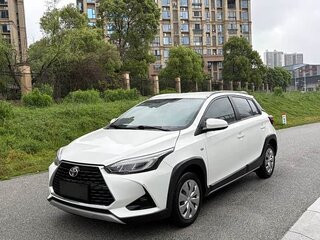 2022 Toyota Yaris L XP150 Рестайлинг, белый, 1040000 рублей, вид 1