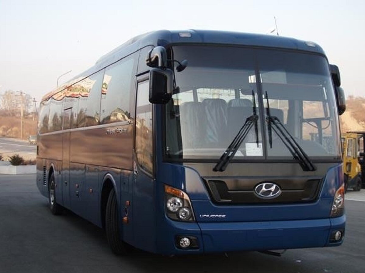 Hyundai Universe Noble салон