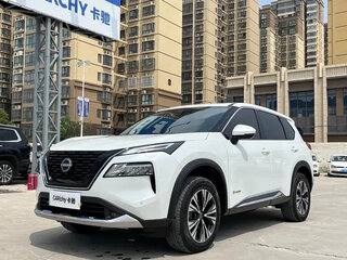 2023 Nissan X-Trail IV, белый, 2480000 рублей, вид 1