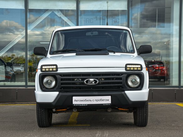 2016 Lada (ВАЗ) 2121 (4x4) Urban I Рестайлинг, белый - вид 3