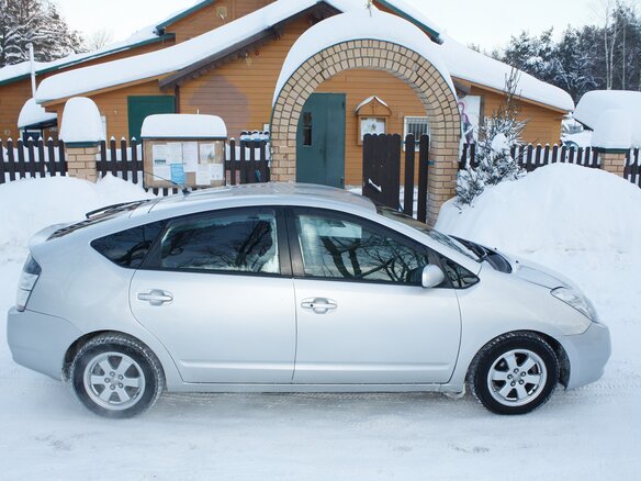 2004 Toyota Prius II (XW20), серебристый, 595000 рублей - вид 10
