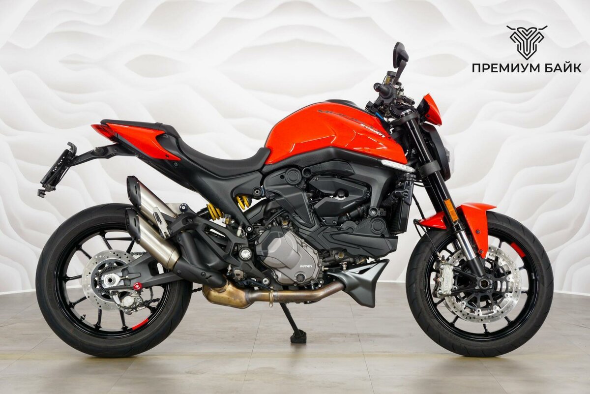 Ducati Monster 937