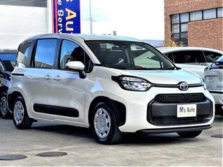 2025 Toyota Sienta III, белый, 1980000 рублей, вид 1