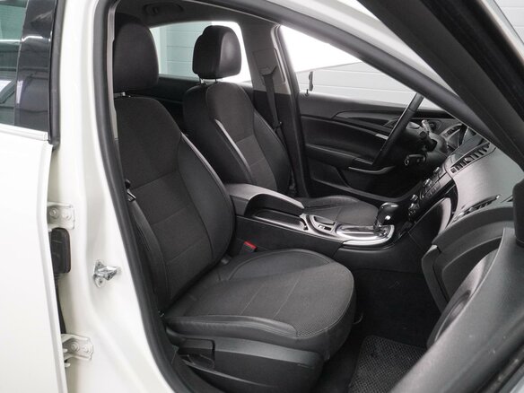 2011 Opel Insignia I, белый, 724000 рублей - вид 7