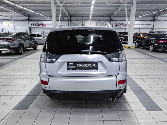 2008 Mitsubishi Outlander II, серебристый, 855000 рублей - вид 5