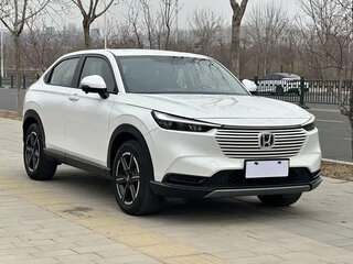 2023 Honda Vezel II, белый, 1650000 рублей, вид 1
