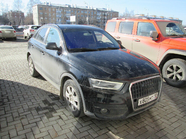 Audi Q3 I (8U)