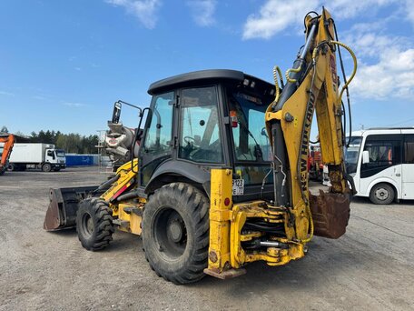 2019 New Holland B80B, жёлтый, 4075000 рублей, вид 3