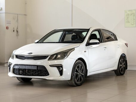 2018 Kia Rio IV, белый, 1500000 рублей, вид 3