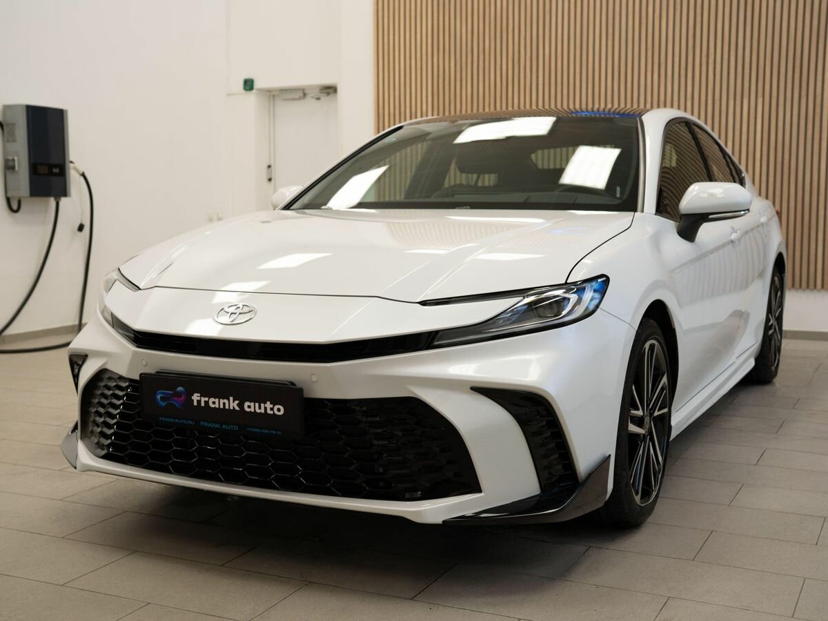 Toyota Camry IX (XV80) China Market