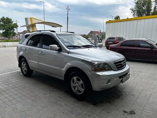 2008 Kia Sorento I Рестайлинг, серебристый, 850000 рублей, вид 1