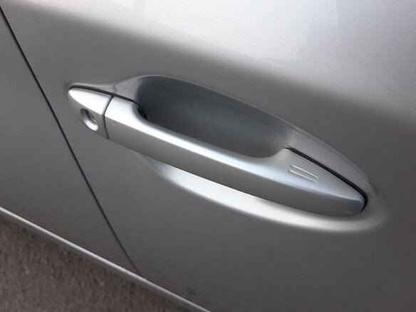 2011 Toyota Prius III (XW30), серебристый, 1299000 рублей - вид 14