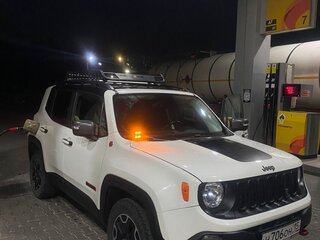 2017 Jeep Renegade Trailhawk I, белый, 2150000 рублей, вид 1