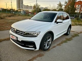 2018 Volkswagen Tiguan II, белый, 3389000 рублей, вид 1