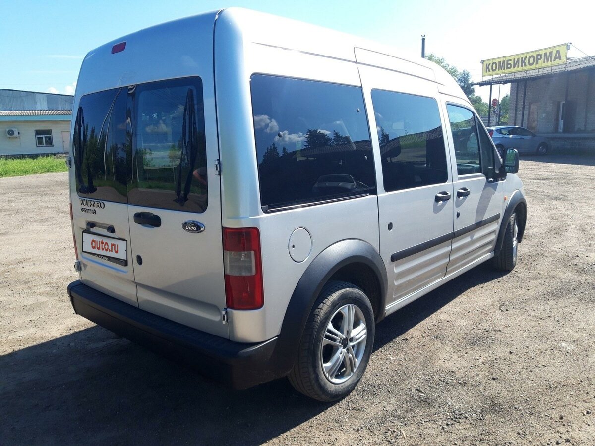 Ford Tourneo connect 1