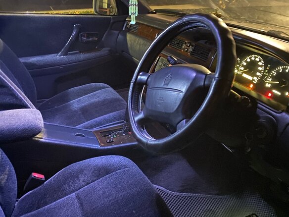 1998 Toyota Crown X (S150), серый, 650000 рублей - вид 9